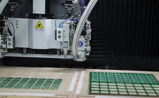 Maîtriser la conception, la fabrication et l'innovation des circuits imprimés&nbsp;: un guide complet par les experts de SprintPCB