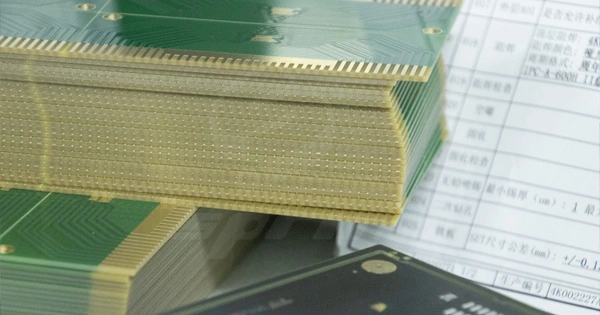 SprintPCB, fabricant chinois de circuits imprimés rigides, propose des circuits imprimés rigides abordables et durables.