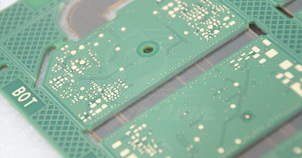 Fournisseur de circuits imprimés multicouches de haute qualité – SprintPCB Expertise en fabrication de circuits imprimés multicouches