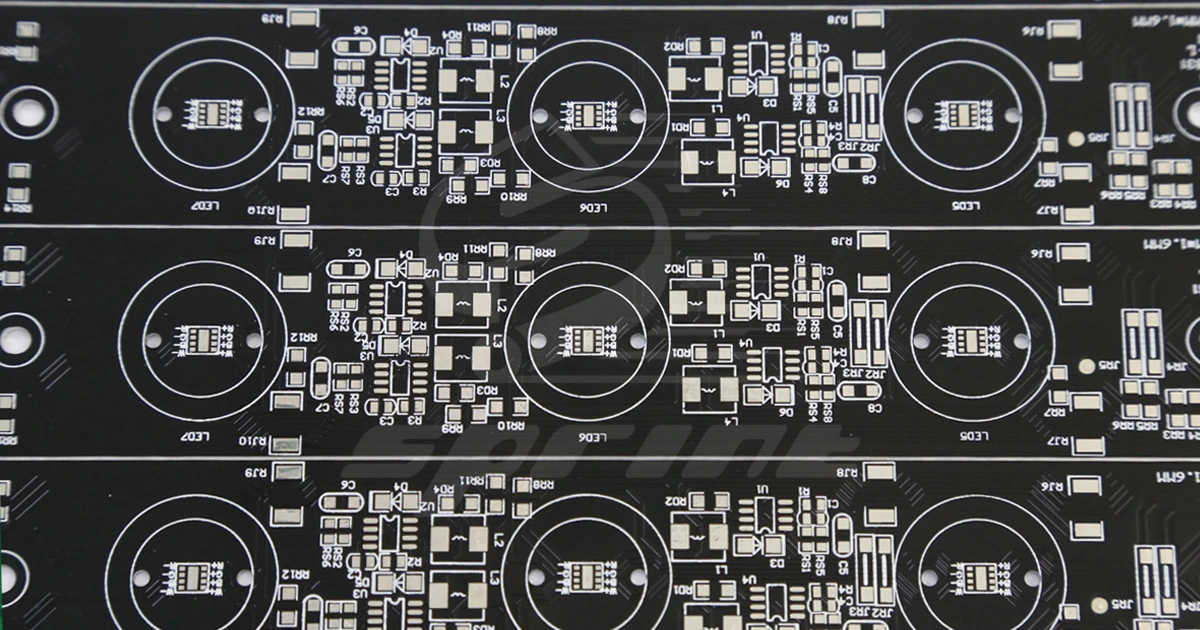 La fabrication de circuits imprimés est l'épine dorsale de l'électronique moderne